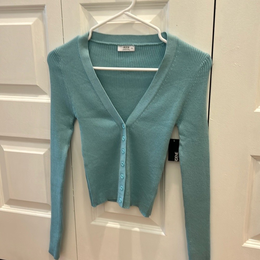 New Ardene top coat, size s/p. Never used !! Very good quality